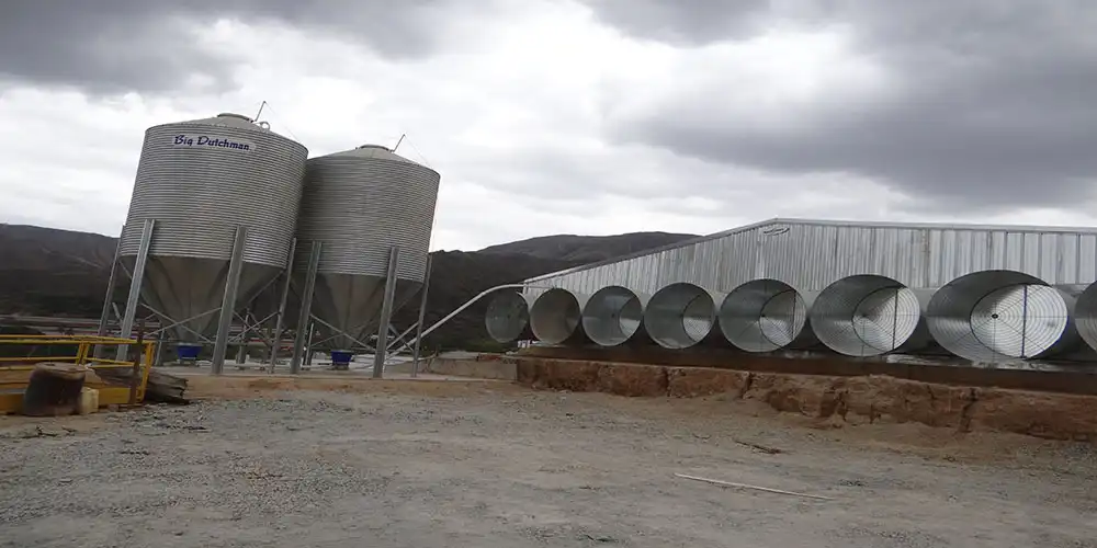 Poultry shed prefabricated